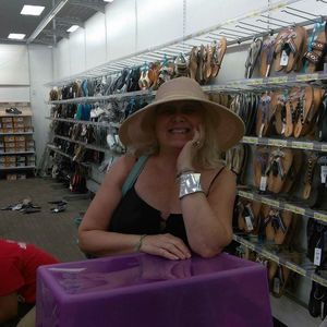 Meet your Posher, Patricia
